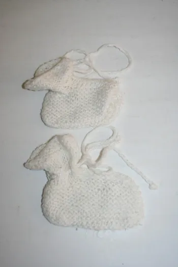 Chaussons en laine bébé blanc