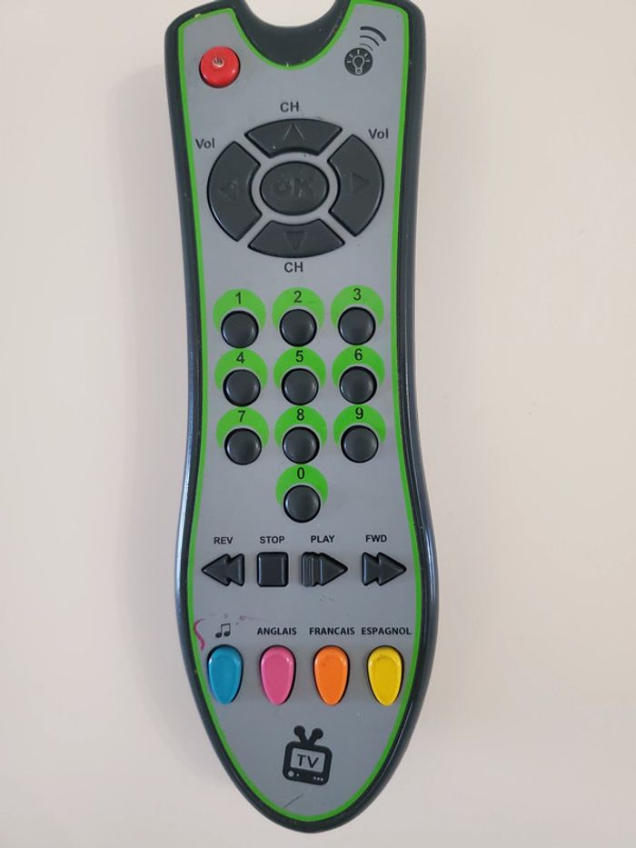 Ma première télécommande 24 touches avec effet sonore fonctionne parfaitement Wonder Maman - photo numéro 4