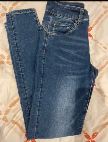 Jean skinny bleu foncé - Taille 34