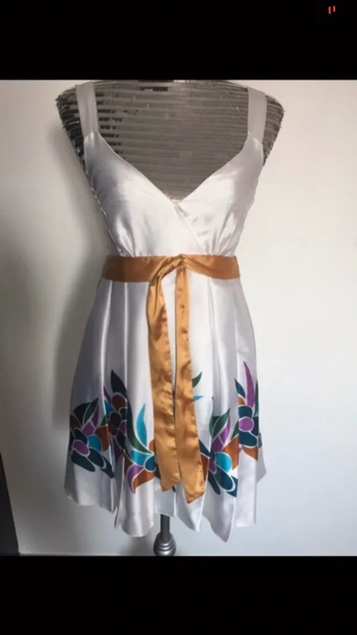 Robe à bretelles