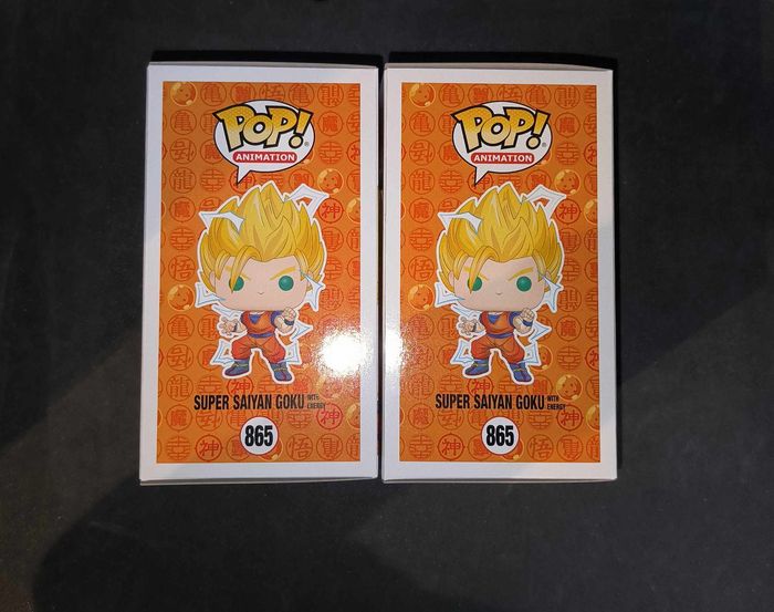 Lot 2 Funko Pop / Super Saiyan Goku N°865 / Dragon Ball Z / Spécial édition / Chase + Normal - photo numéro 4