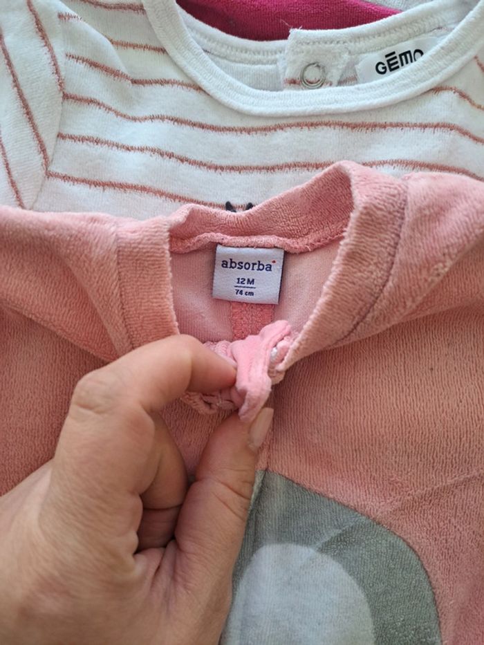 Lot 5 pyjamas + 3 body 12 mois - photo numéro 3