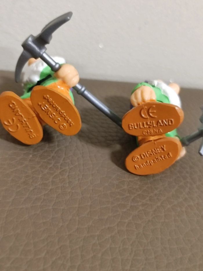 lot 2 figurines bullyland dormeur - photo numéro 3