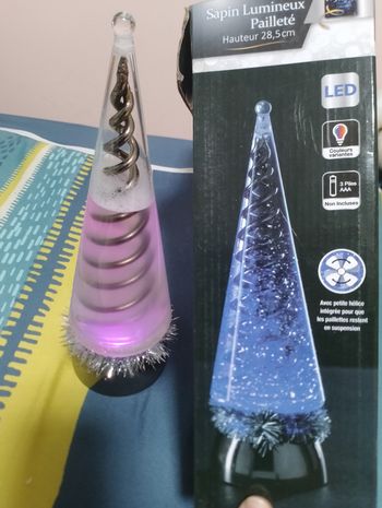 Sapin lumineux pailleté H.28,5cm