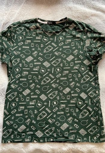 T-shirt Bizzbee