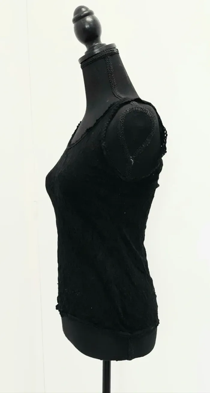 Très joli débardeur sexy en dentelle noire Rectangle Blanc - photo numéro 4