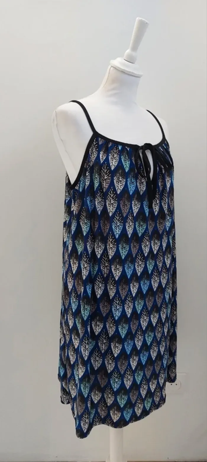 Robe fluide imprimée à bretelles taille XL-XXL - photo numéro 3