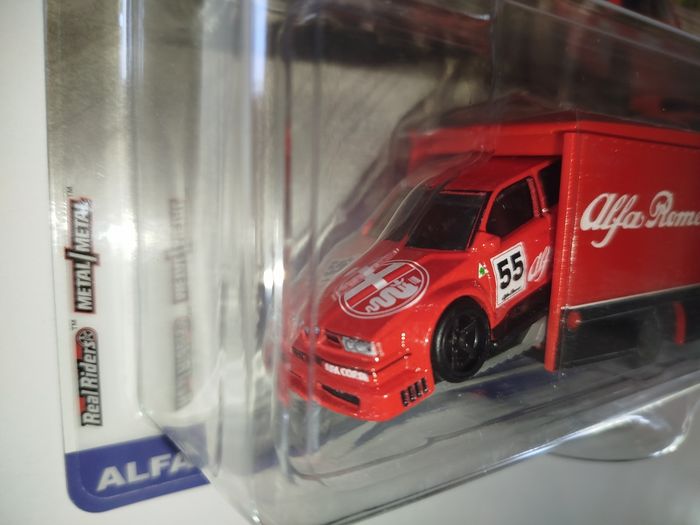 Hot Wheels Team Transport  Alpha Roméo 2023 - photo numéro 5
