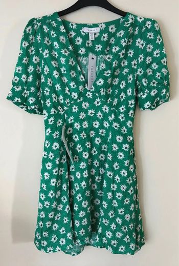 Robe fleurie, verte et blanche, Topshop