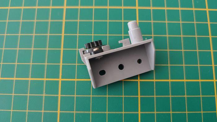 Maintien capot pièce détachée console de jeux Sony Playstation 1 ps1 référence SCPH-5502 #B78 - photo numéro 2