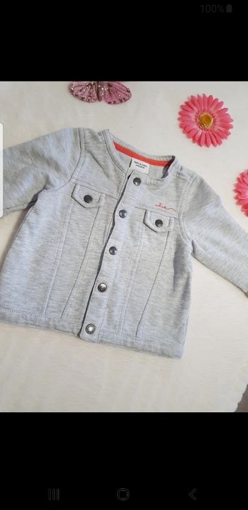 Veste bébé taille 6 mois