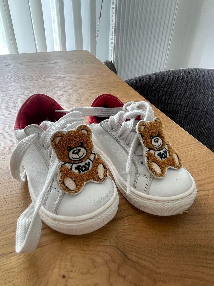 Basket Moschino mixte