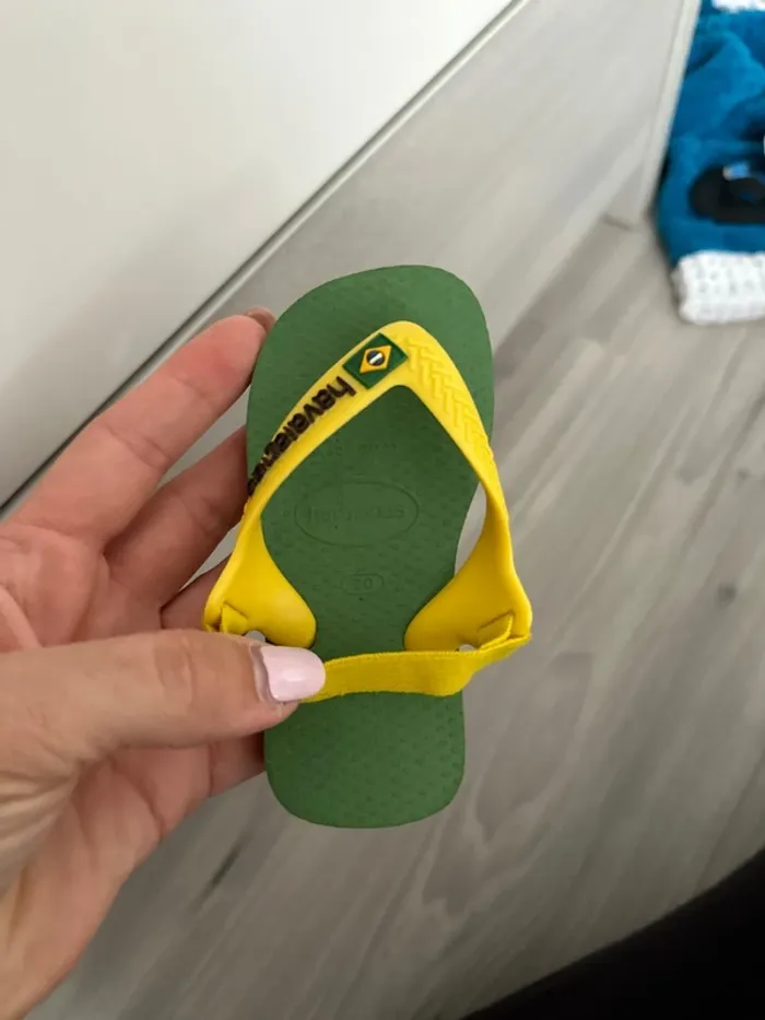 Tongs havaianas neuves sans étiquette - photo numéro 3
