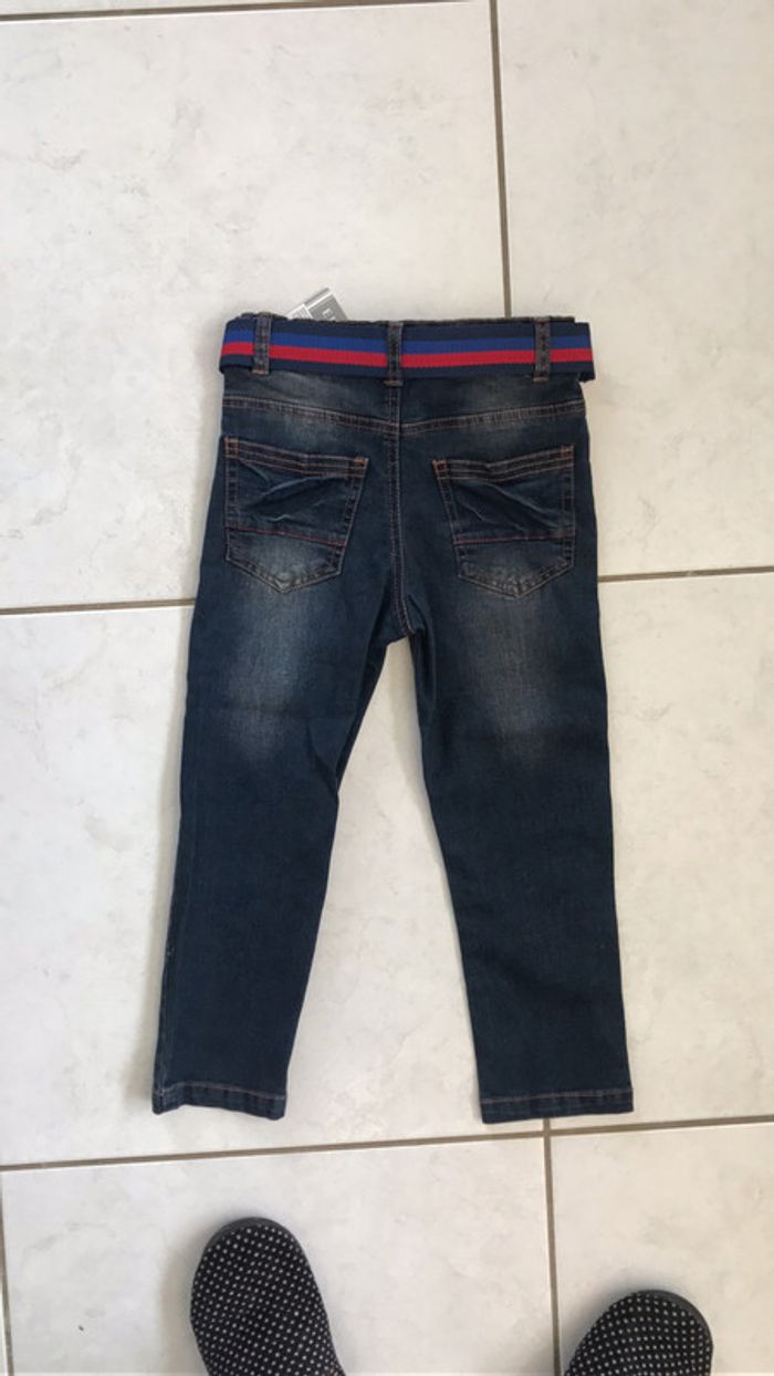Jean garçon 5 ans Neuf - photo numéro 3