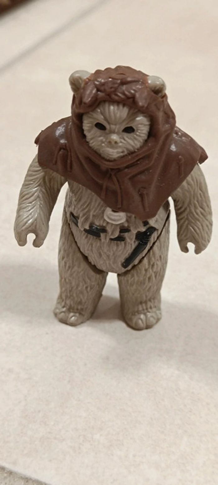 Figurine articulée Star Wars Ewok 1983 - photo numéro 4