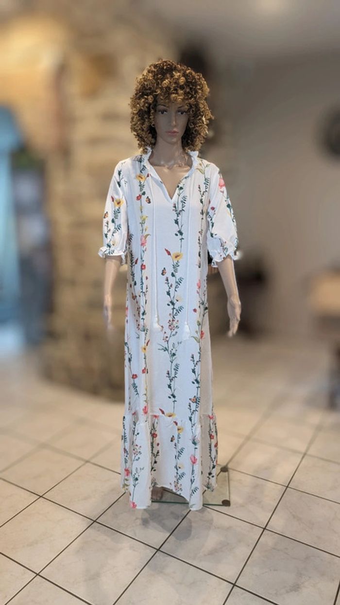 Robe longue champêtre taille L a pampilles jamais porté