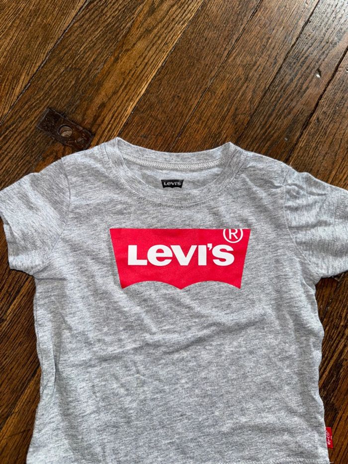 T-shirt Levi’s 9 mois - photo numéro 2