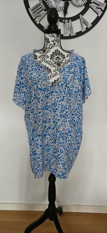 Tunique 3XL blanche porte
