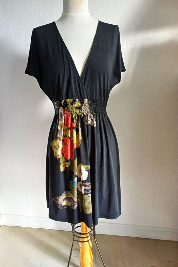 Robe chic London Taille M - photo numéro 3