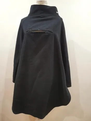 Poncho chaud noir jolilola taille unique 1 porte bébé