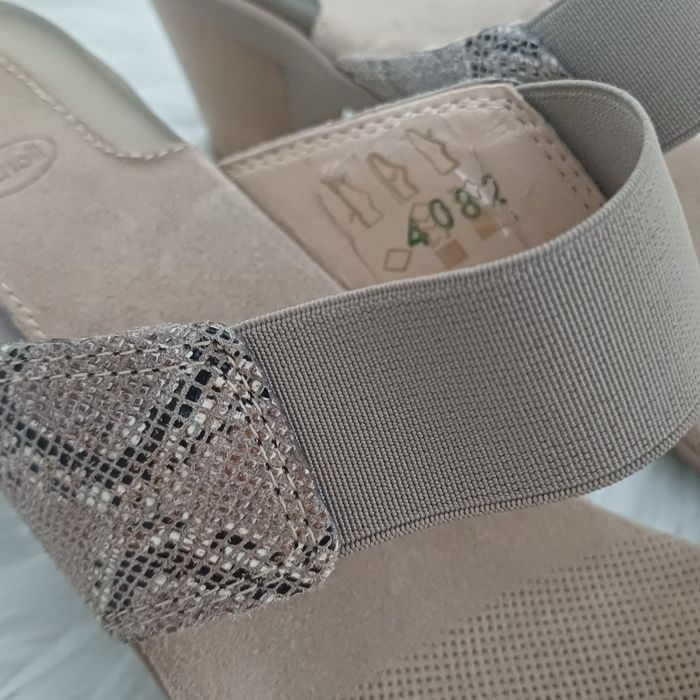 Chaussures scholl taille 42 - photo numéro 5
