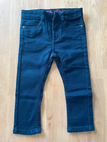 Jean Slim bleu foncés Gémo 24 mois