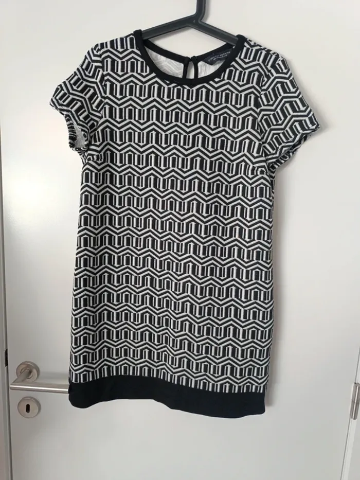 🖤 Robe graphique Dorothy Perkins – Taille 38 - photo numéro 6