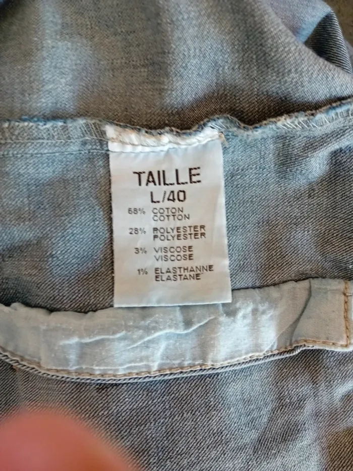 Veste en jeans effet usé taille L/40. - photo numéro 5