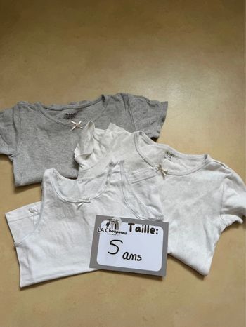 Lot 3 maillots de corps - taille 5 ans 🌸