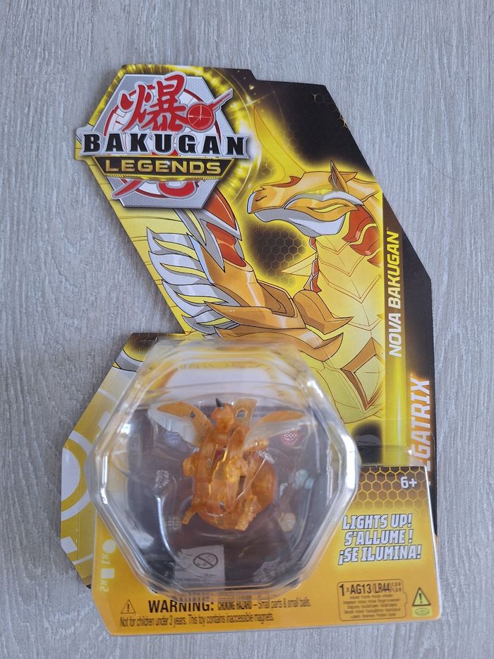 Bakugan legends pegatrix jaune
