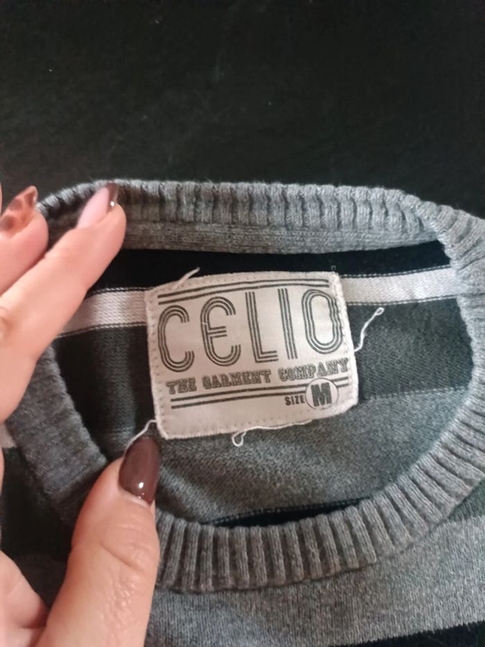 Pull Celio taille M - photo numéro 3
