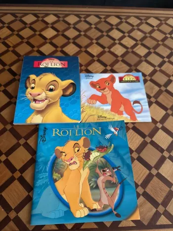 Lot de 3 livres Le Roi Lion