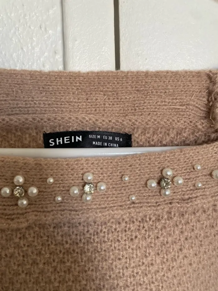 Pull taille M neuf - photo numéro 3