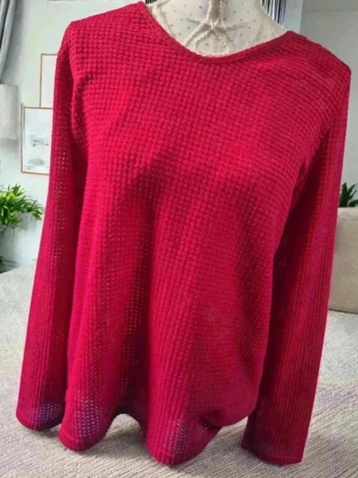 Pull bordeau voir le dos 🌹L🌹
