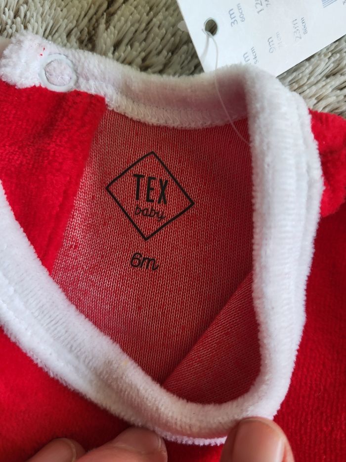 Pyjama velours 6 mois fille avec bonnet NEUF - photo numéro 2