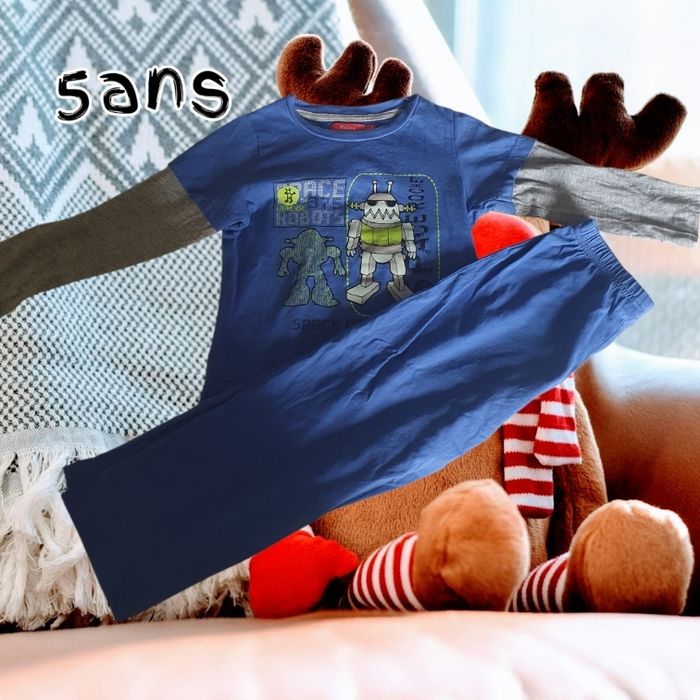 Pyjama deux piece garçon T 5ans