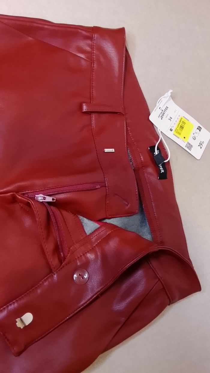 Pantalon rouge T34 - photo numéro 3