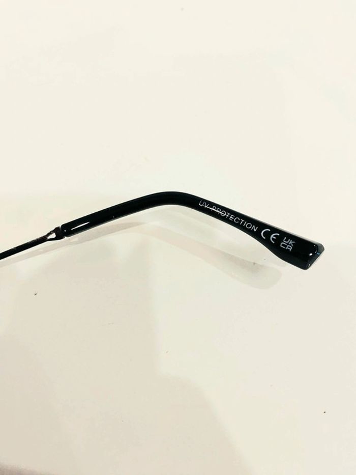 Lunette de soleil mixte noire verres marron uvprotection catégorie 3 - photo numéro 4