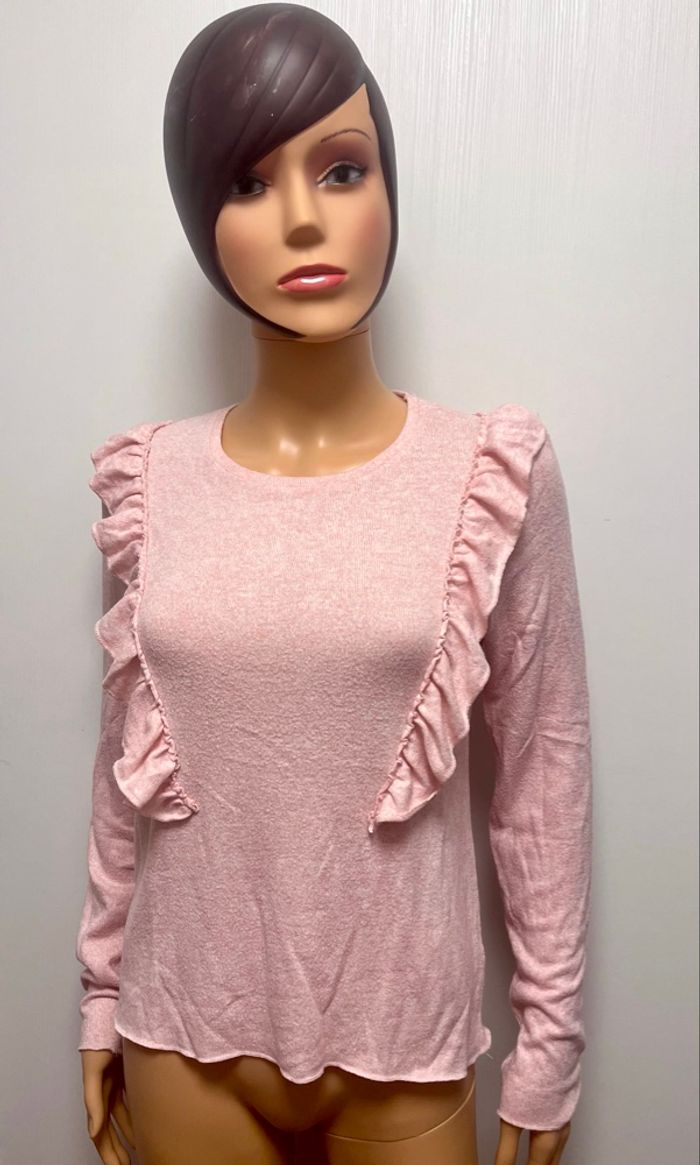 Pull rose à volants Jennyfer