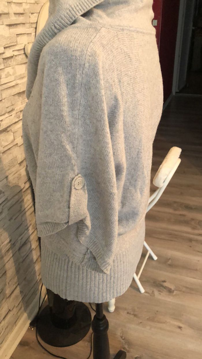 Pull gris - photo numéro 3