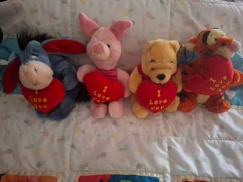 Lot peluches disney winnie l'ourson tigrou porcinet bourriquet