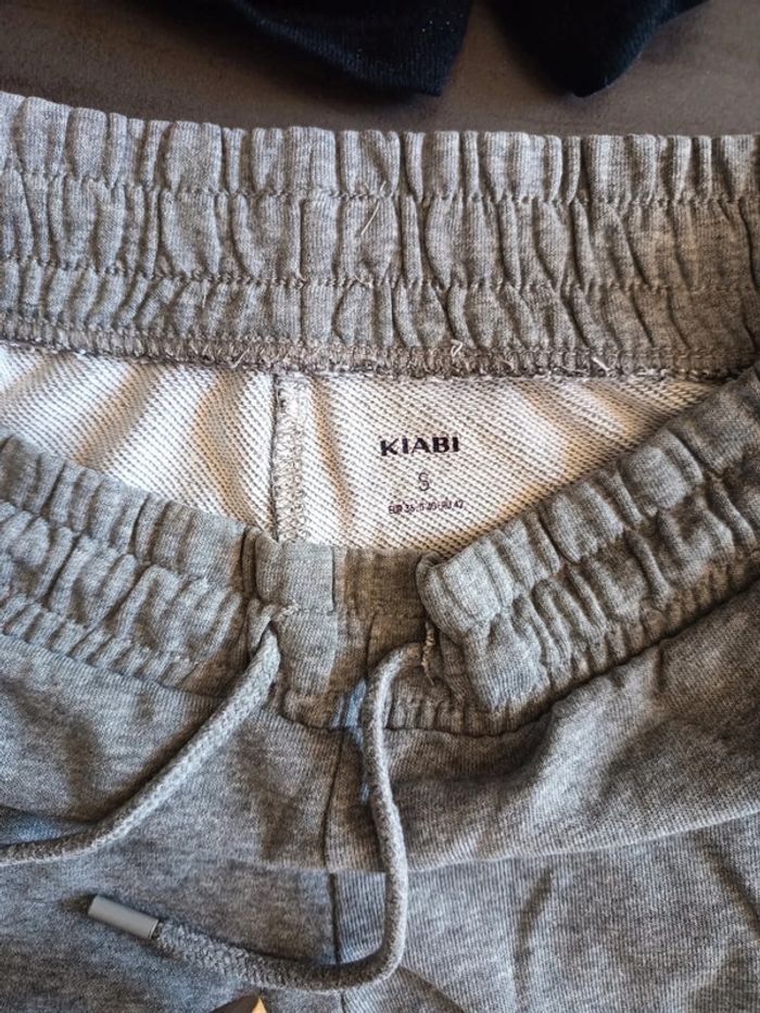 2 shorts femme taille s - photo numéro 3