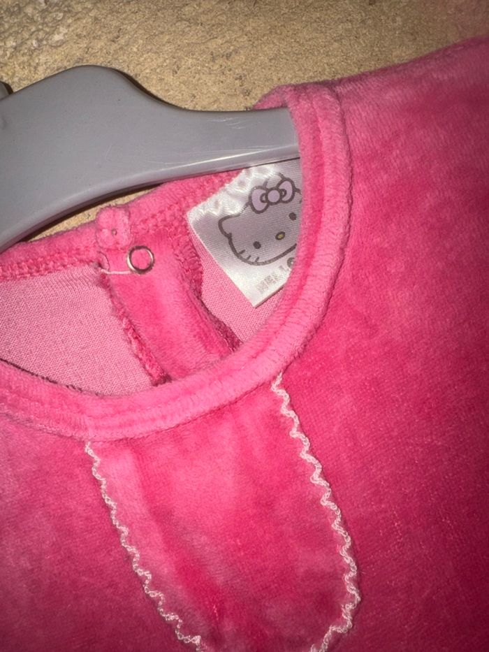 Grenouillère / pyjama - photo numéro 2