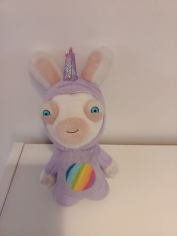 Peluche lapin crétin 