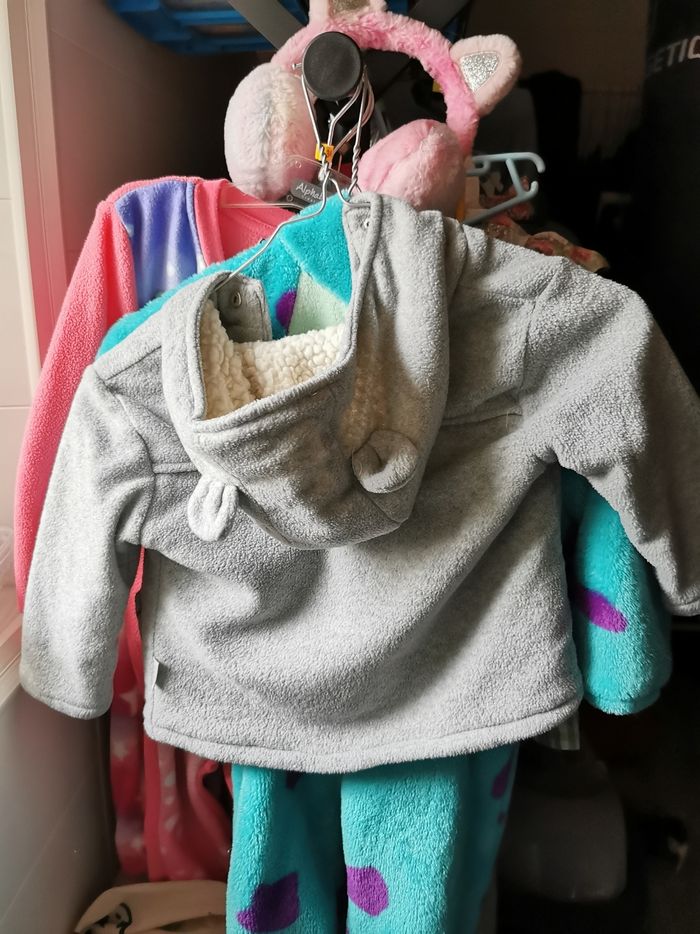 Manteau chaud 23 mois avec capuche petite oreille marque prend ton pouce - photo numéro 2