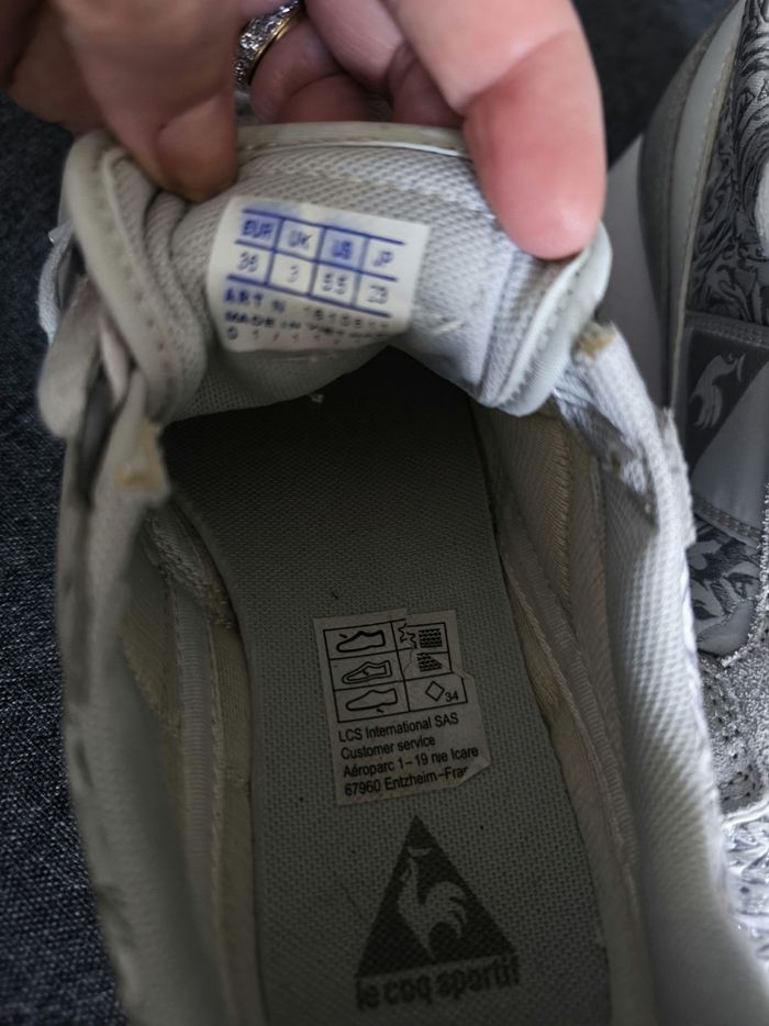 jolies baskets Le Coq Sportif taille 36 grises avec motifs - photo numéro 5