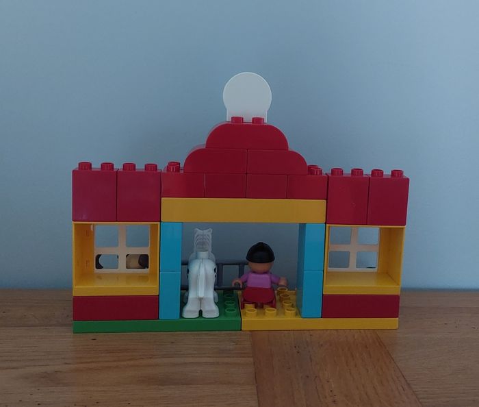 Ma première écurie - Lego Duplo - photo numéro 2