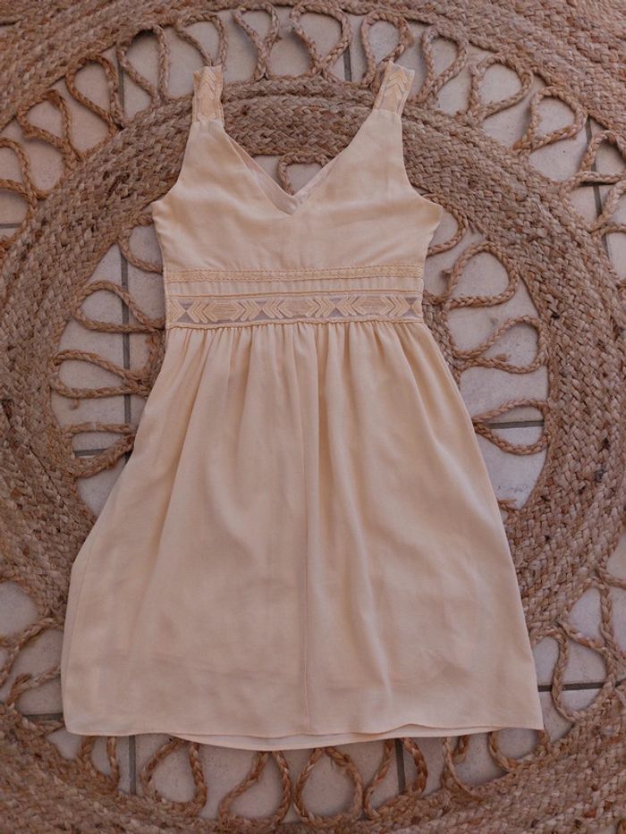 Robe Naf Naf beige - photo numéro 2