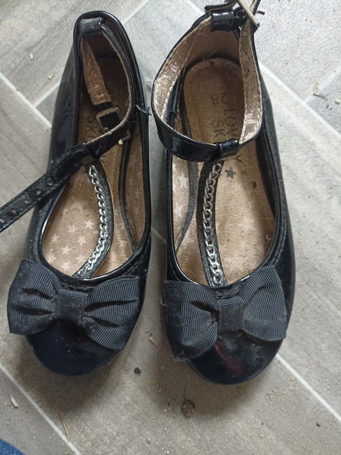 sandales noires taille 28 - photo numéro 3