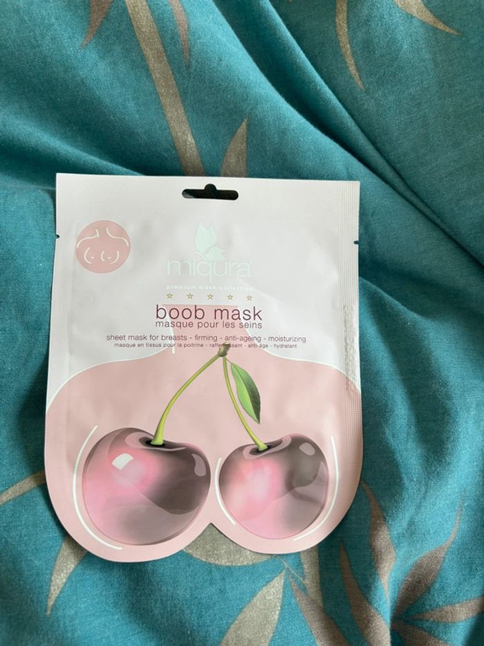 Boob mask miqura / masque pour les seins